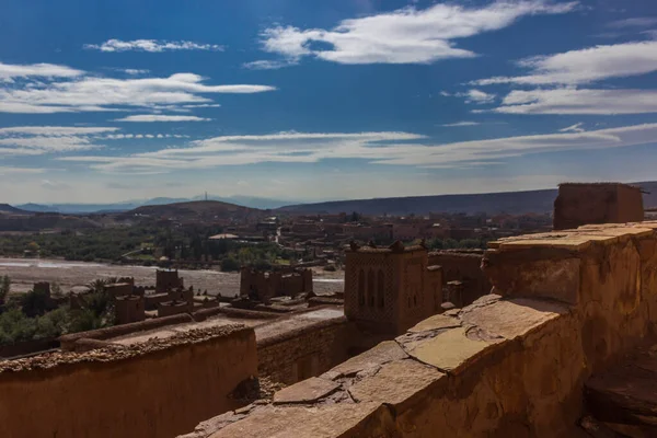 SEVGİLİ KÖL VE KUL EVİ, Ait BenHADDOU, FOCCO