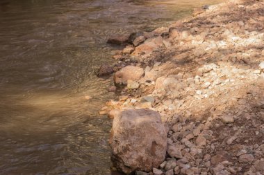 Bzou köyünde yürüyüş, Azilal Fas