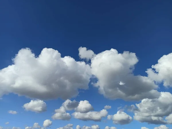 Zonsondergang Wolken Blauw Aan Hemel Natuur Avond Omhoog Kijkend — Stockfoto