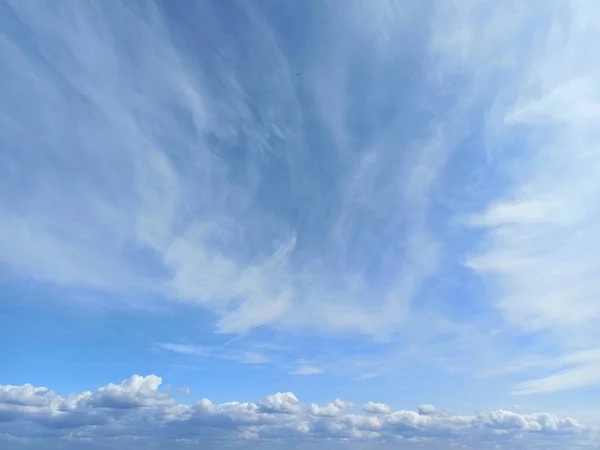 Zonsondergang Wolken Blauw Aan Hemel Natuur Avond Omhoog Kijkend — Stockfoto