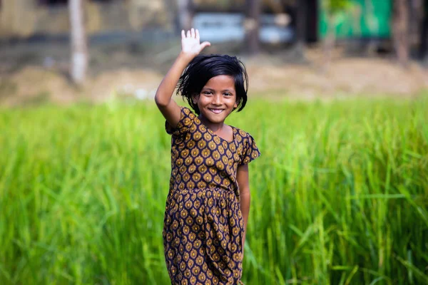 Gowainghat Bangladesch November 2019 Kleines Mädchen Springt Springt Vom Boden — Stockfoto