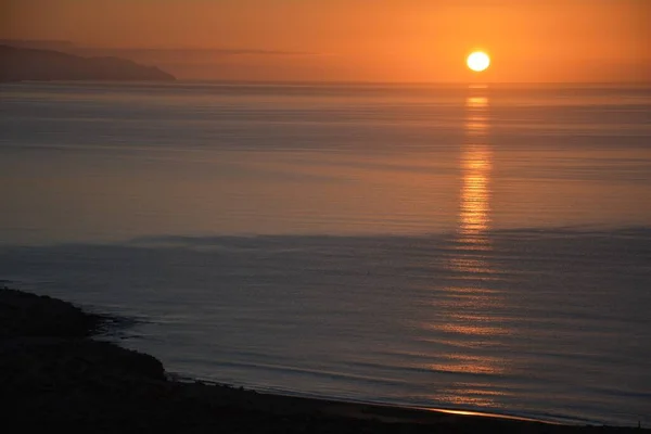 Sol Bara Stiger Över Costa Calma Bay Fuerteventura Kanarieöarna — Stockfoto