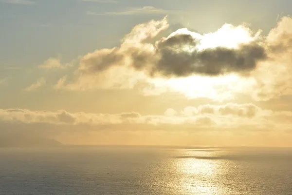 Hazy Lever Soleil Doré Sur Baie Costa Calma Fuerteventura Îles — Photo