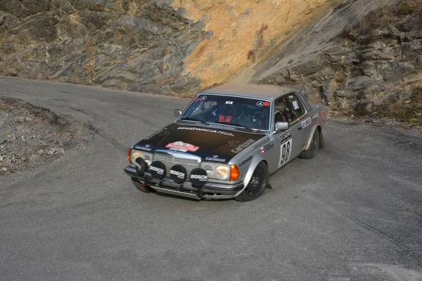 Mercedes 280Ce Nel 2016 Monte Carlo Historic Rally — Foto Stock