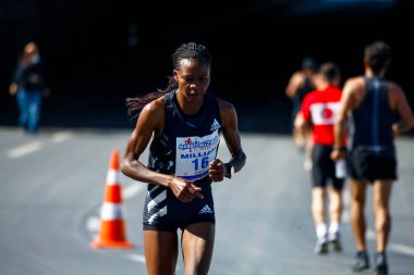 11-04-2021 İzmir-Türkiye: Maraton İzmir