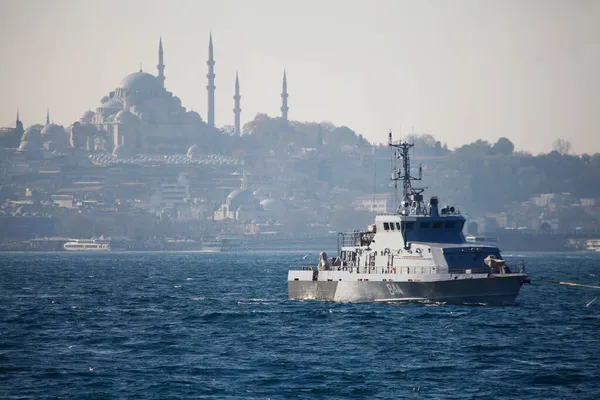 2021 Istanbul Turkey Russian Warship Passing Bosphorus — Stock Photo, Image