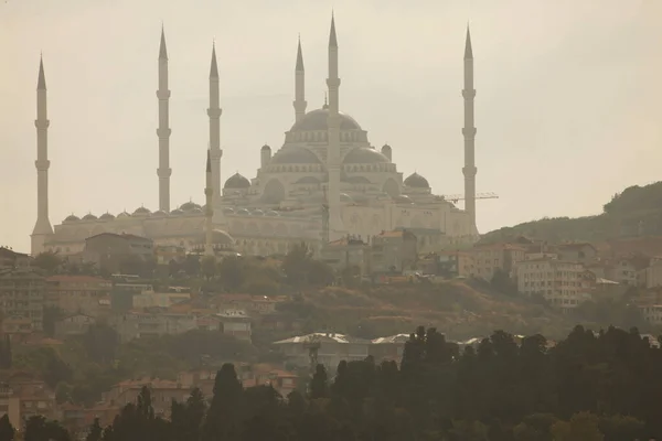 Stora Camlica Moskén Camlica Istanbul — Stockfoto