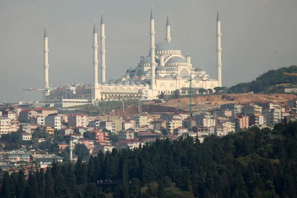 Stora Camlica Moskén Camlica Istanbul — Stockfoto