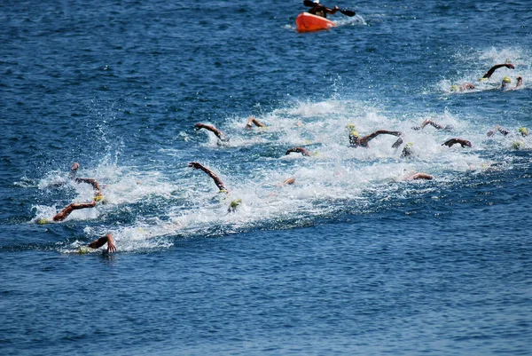 2019 Istanbulturkey Samsung Bosphorus Cross Continental Swimming Race 2019 — Fotografia de Stock