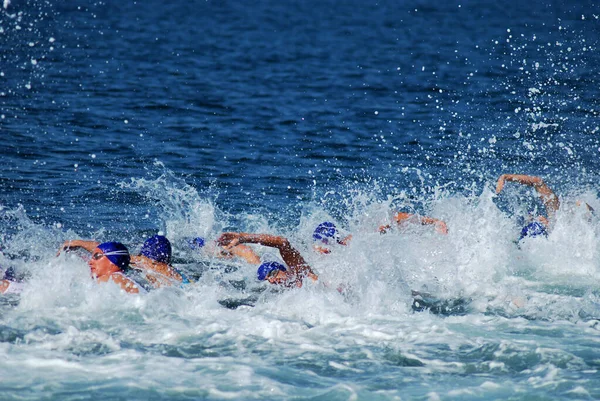 2019 Istanbulturkey Samsung Bosphorus Cross Continental Swimming Race 2019 — 스톡 사진