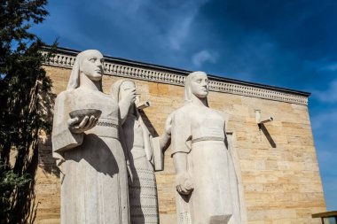 05-06-2022 Ankara-Türkiye: Ankara Anitkabir Anıtı Atatkabir Anıt Anıtmezar Soluk Kesen Heykellerin Görüntüsü