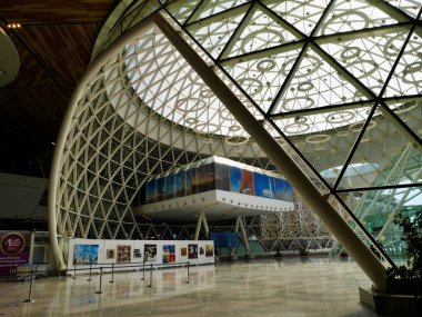 Marakeş, Fas, 28.10.2021. Menara Havaalanı 'na varış salonu. E2A Mimari.
