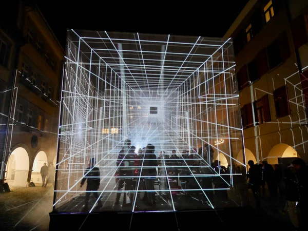 Feldkirch, Austria, 7.10.2021. Lichtstadt Feldkirch. Light art festival in Vorarlberg. Digital projection in Marktgasse. — Foto Stock
