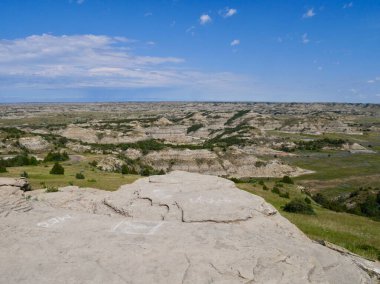 Theodore Roosevelt Ulusal Parkı 'nın panoramik manzarası. Kuzey Dakota, ABD. Yüksek kalite fotoğraf