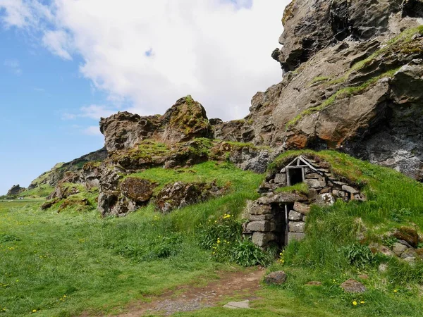 Beautiful Landscape Typical Turf Houses Southern Iceland High Quality Photo — Stock Photo, Image