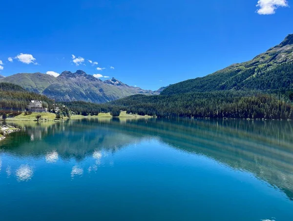 Vista Panoramica Moritzersee Località Alpina Moritz Graubuenden Grigioni Svizzera Foto — Foto Stock