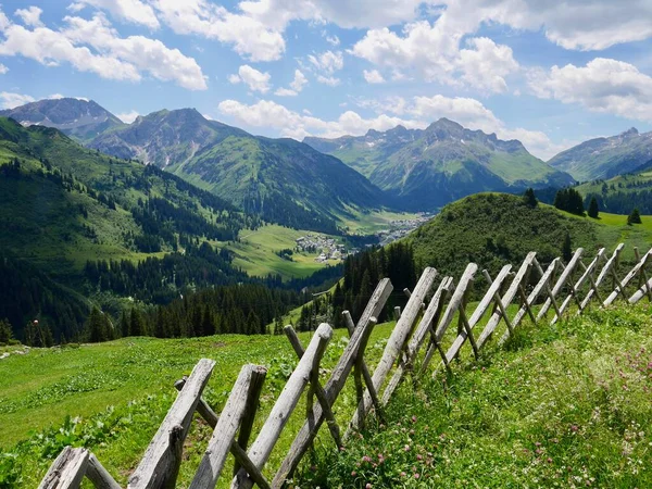 Traditional Wooden Fence Ancient Walser Village Buerstegg Austrian Alps Lech — Stockfoto