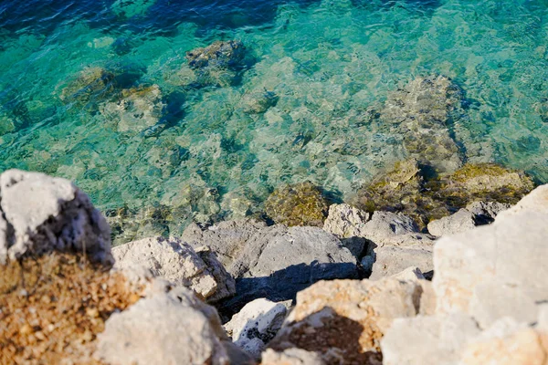 Cliffs Torquise Water Greece Greek Coast Stones Beautiful Rocky Shore — Stock Photo, Image