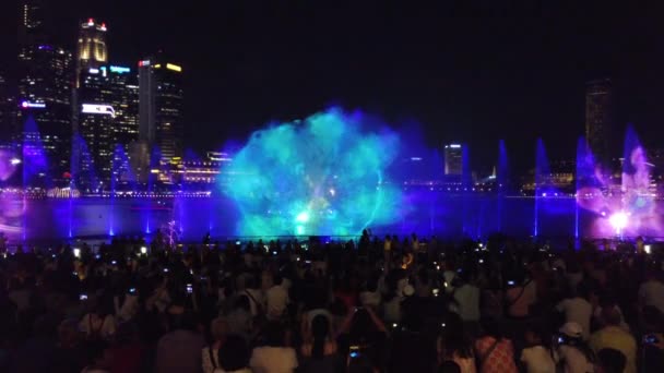 Nowiutki Pokaz Światła Wody Świeżym Powietrzu Nad Wodą Event Plaza — Wideo stockowe