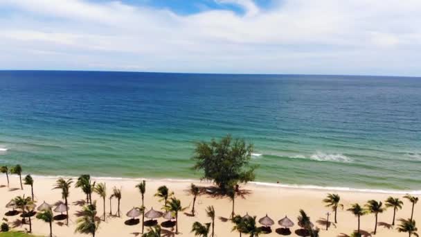Vista Aérea Piscina Complejo Phu Quoc Vietnam Playa Romántica Desde — Vídeo de stock