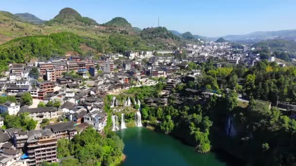 Luchtfoto Van Prachtige Furong Waterval Beroemde Oude Stad Verbazingwekkend Uitzicht — Stockvideo