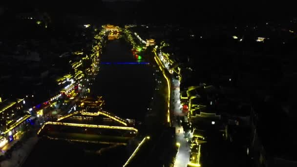 Vista Aérea Que Vuela Dron Del Casco Antiguo Fenghuang Phoenix — Vídeo de stock