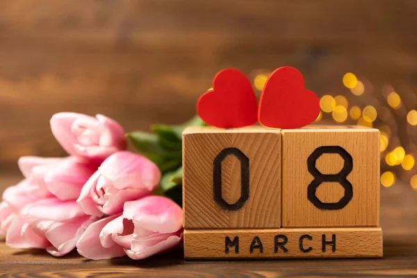 Международный Женский День Красивая Открытка Марта Букет Розовых Тюльпанов Подарком — стоковое фото