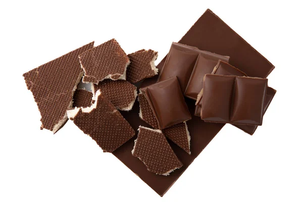 Scheiben Köstlicher Milchschokolade Isoliert Auf Weißem Hintergrund Schokoriegel Süßigkeiten Mit — Stockfoto