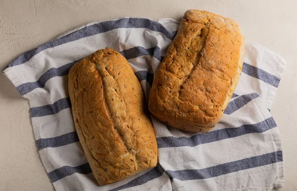 Fresh Homemade Bread Kitchen Towel Gray Cement Background Bread Flax — 스톡 사진