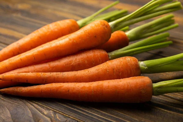 Fresh Sweet Carrots Brown Wooden Table Healthy Vegan Food Fresh — Stock Photo, Image