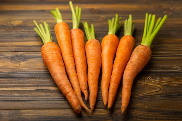 Fresh Sweet Carrots Brown Wooden Table Healthy Vegan Food Fresh — Stock Photo, Image