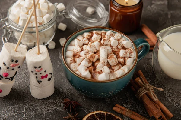 Tasse Chocolat Chaud Avec Bonhomme Neige Guimauve Fondue Gâterie Douce — Photo