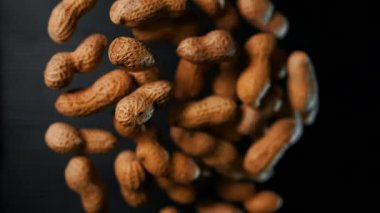 Fıstıkları Yavaş Çekimde Yükselt. Makro