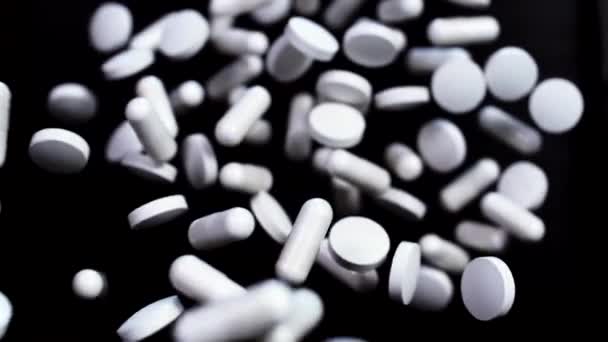 Medicamentos Farmacéuticos Fondo Negro Super Cámara Lenta Macro — Vídeos de Stock