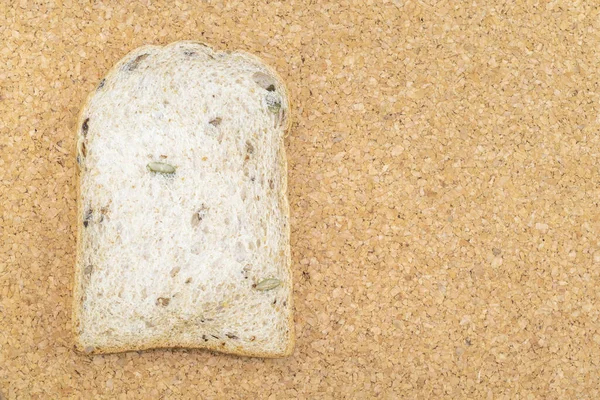 Volkoren Tarwebrood Plak Hebben Rijst Graan Geïsoleerd Hout Achtergrond Close — Stockfoto