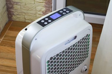 Modern teknoloji ev nemlendirici, sıcaklık kontrolü ve kapalı iklim.