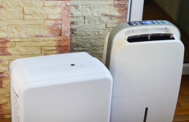 Modern teknoloji ev nemlendirici, sıcaklık kontrolü ve kapalı iklim.