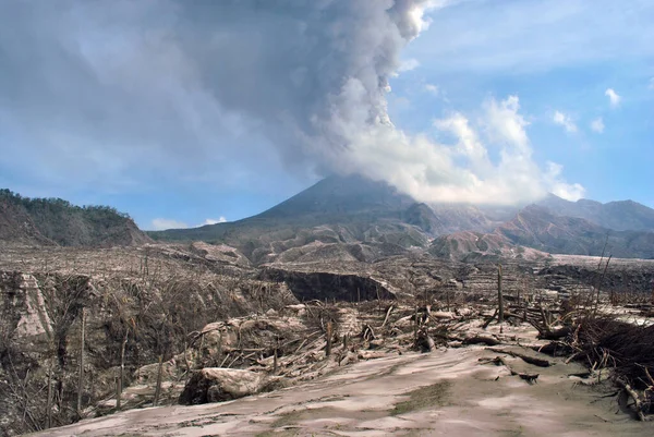 2010 Yogyakarta Daki Merapi Dağı Patladığında Manzara — Stok fotoğraf