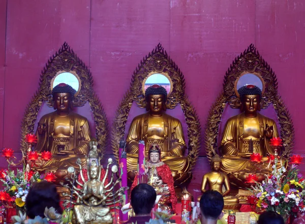 Статуя Бога Храме Которому Поклоняется Китайский Народ — стоковое фото