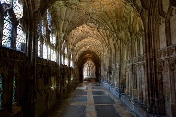 Empty Corridor Gloucester Cathedral Day Light — Stok fotoğraf