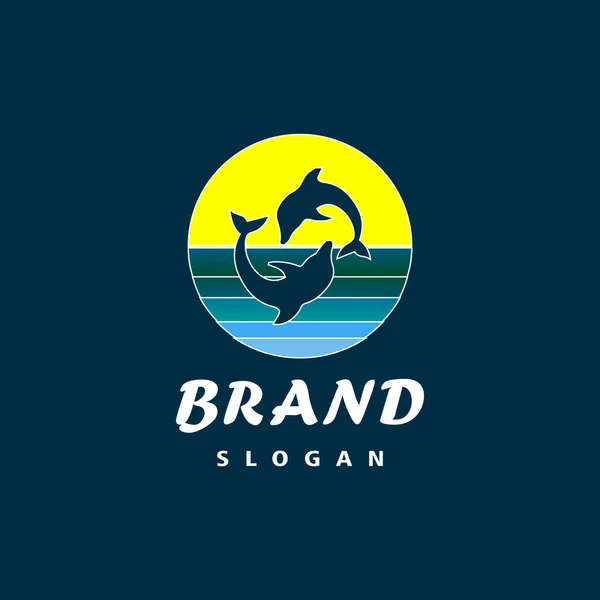 Elegancki Wektor Logo Delfinów Skaczących Słońcem — Zdjęcie stockowe