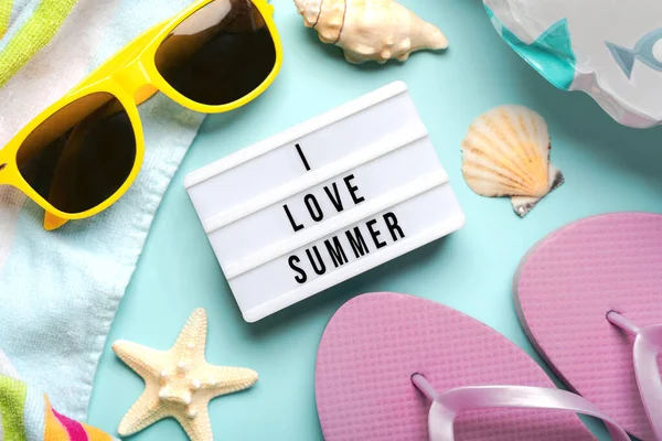 Summer Holiday Concept Top View Light Box Text Love Summer — Stockfoto