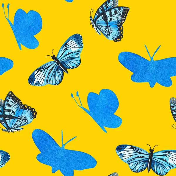 Kelebek. Kusursuz desen. Vahşi çiçek koleksiyonuna suluboya botanik illüstrasyon da dahil. Sarı arka plandaki izole görüntü. Kumaş tasarımınız için, tebrik kartları, hediye paketleri, kırtasiyeler, aksesuarlar..