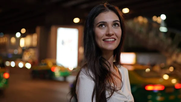 Belle Jeune Femme Portrait Rue Ville Contre Lumière Bokeh — Photo