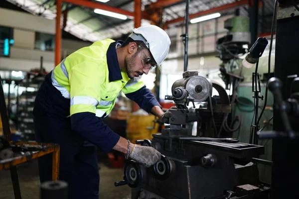 Profissionais Homens Engenheiro Habilidades Trabalho Qualidade Manutenção Formação Indústria Trabalhador — Fotografia de Stock