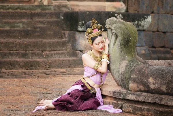 Woman Wearing Thai Dress Made Hand Symbol — Stock Photo, Image