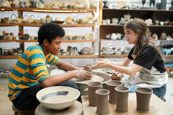 Beautiful Woman Boy Making Ceramic Pottery — Stock Photo, Image