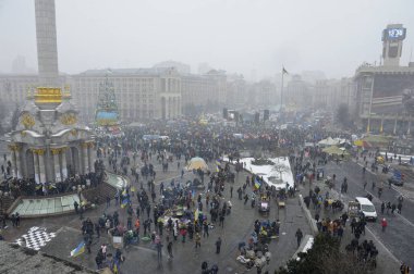Huge crowd of people gathered on the square, mass demonstration. Revolution of Dignity, Majdan Nezalezhnosti.