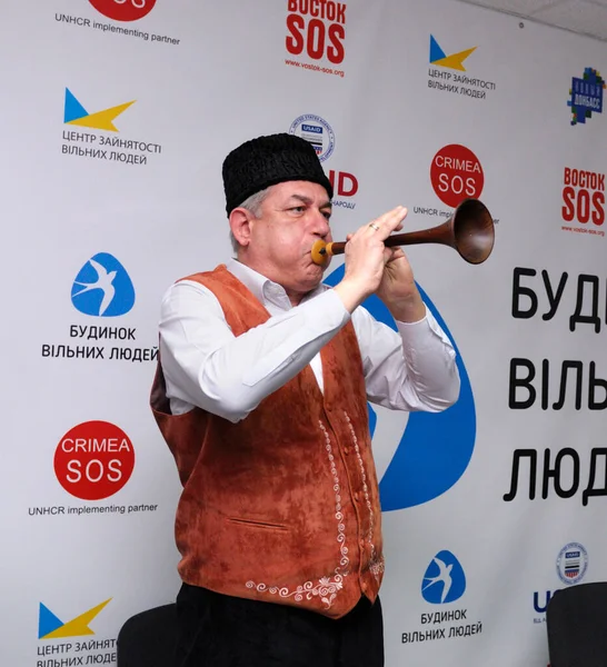 Beroemde Krim Tartaar Muzikant Dzhemil Karikov Spelen Nationale Muzikale Blaasinstrument — Stockfoto