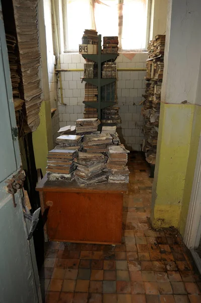 Pile Very Old Books Bad Conditions Archive Room Uzhgorod National — Foto Stock